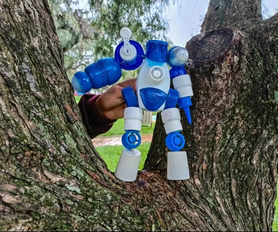 Eco Friendly Robotoy - Protector of the Earth
