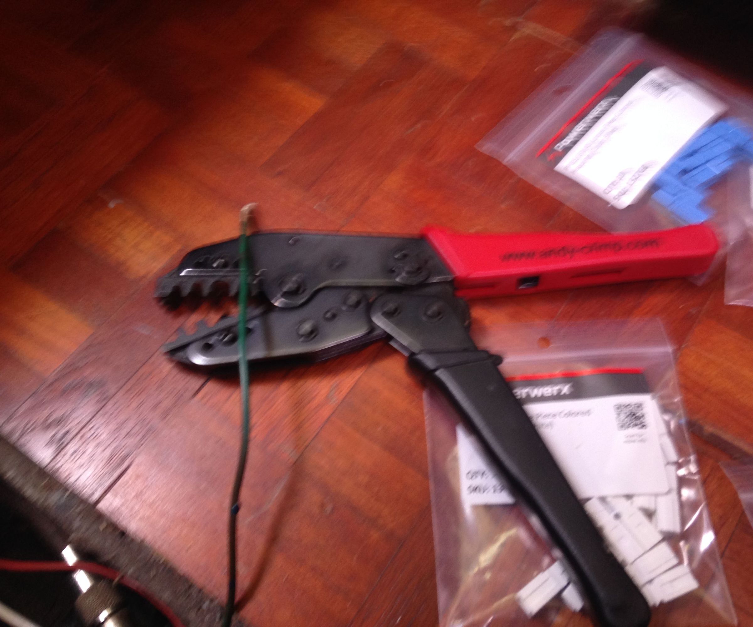 Using Anderson Power Poles for Electronics on a Boat.