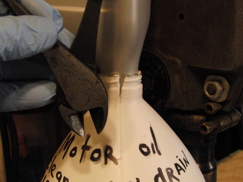 Save Motor Oil With a Modified Gallon Jug - Instructables