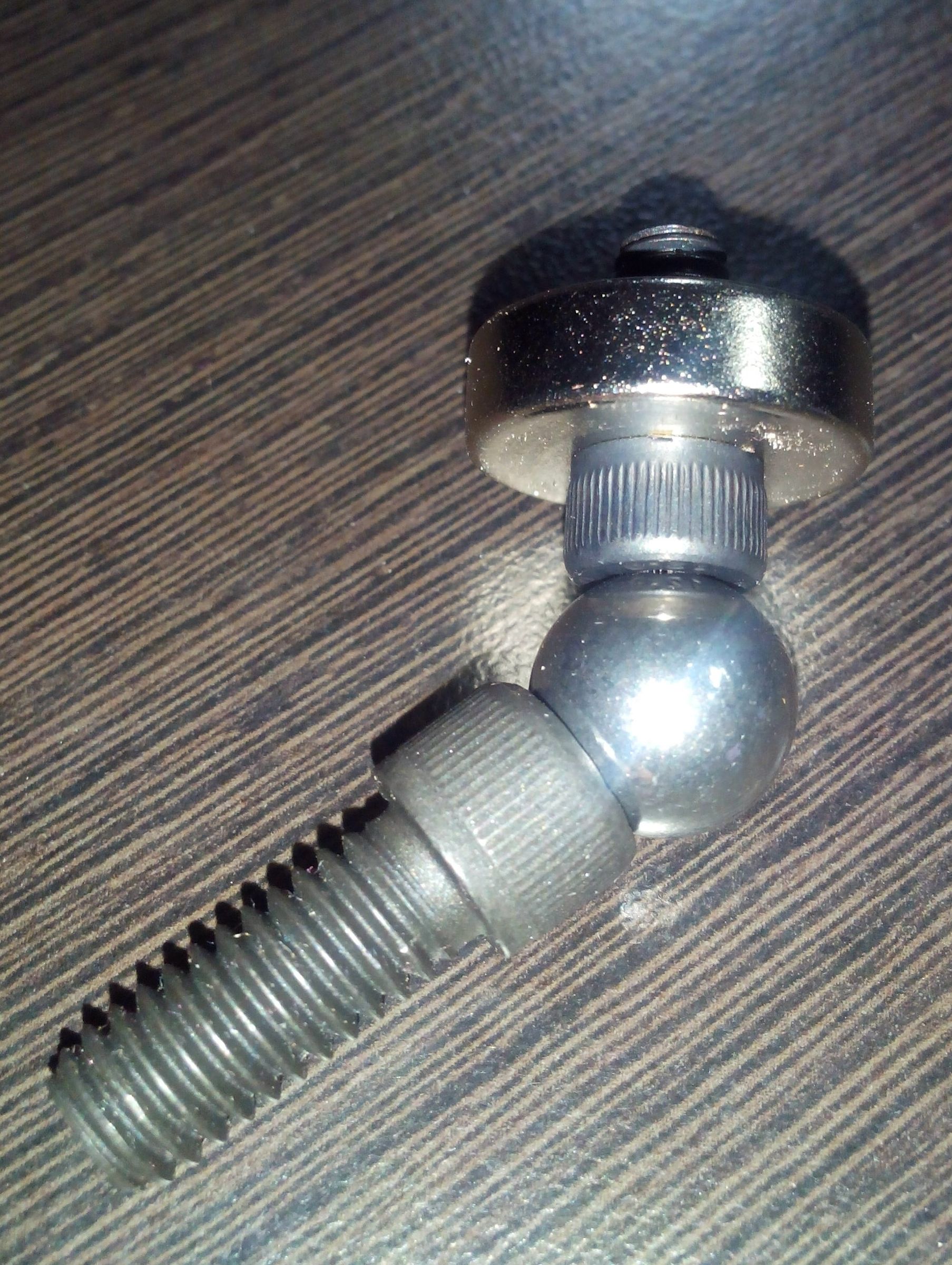 DIY Magnetic Delta Joint