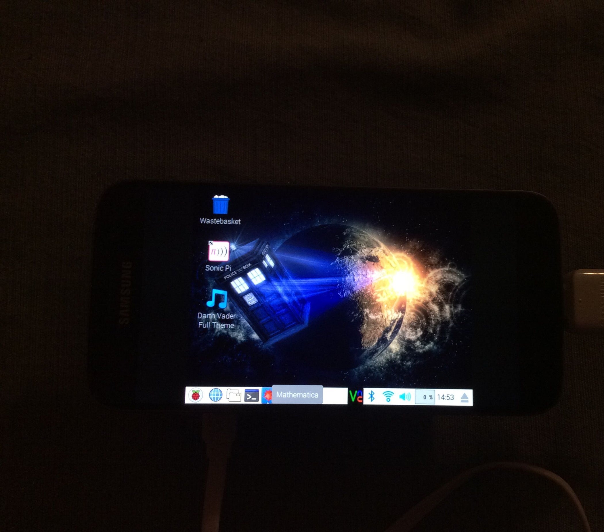 Raspberry Pi Android Cell Phone or Tablet As Screen 4 Steps