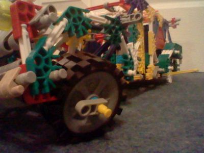 Knex Car With Large Trunk Space Crash Test.