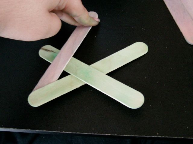 Cobra Weave Exploding Stick Bomb : 7 Steps (with Pictures) - Instructables