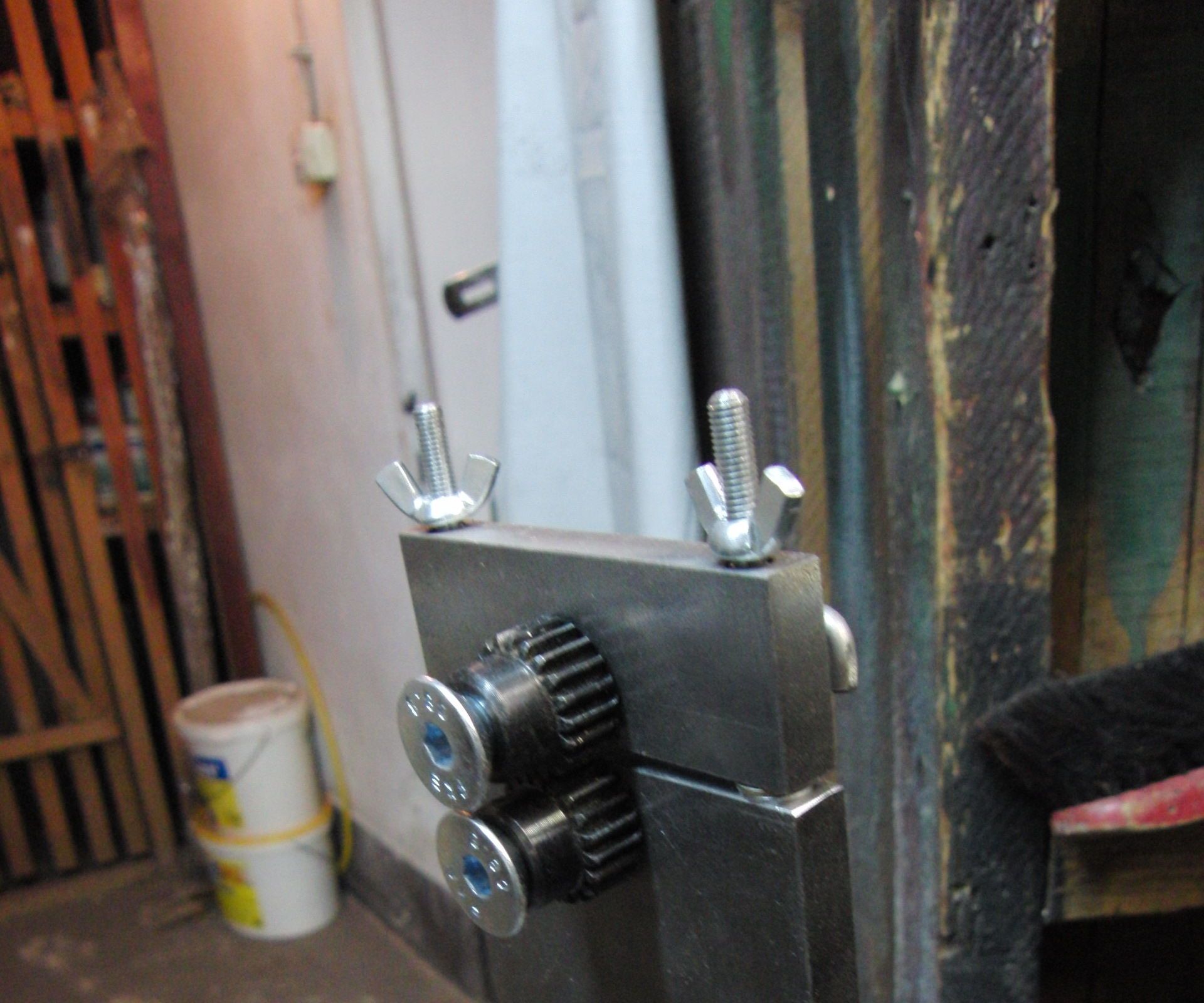 Funnel Tubes Connecting Gadget