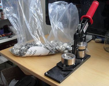 DIY Buttons With the Tecre Button Machine : 6 Steps - Instructables