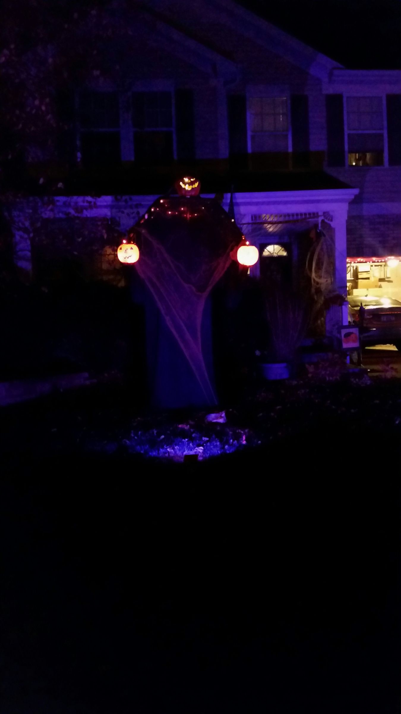 9ft Tall Pumkin Man