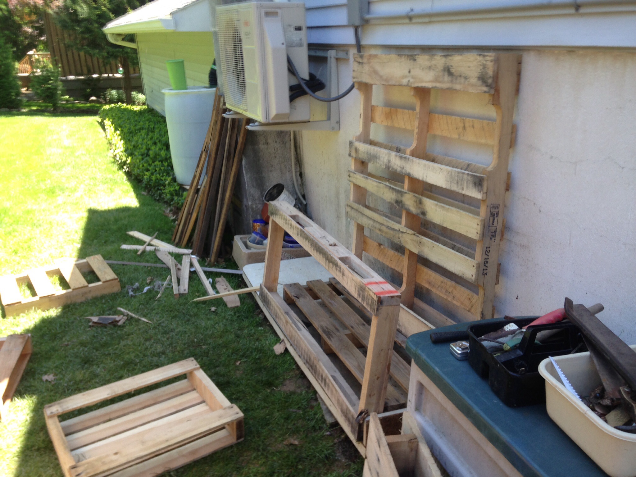 Pallet Potting Bench