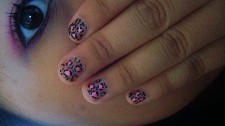 Simple and Easy Nail Art