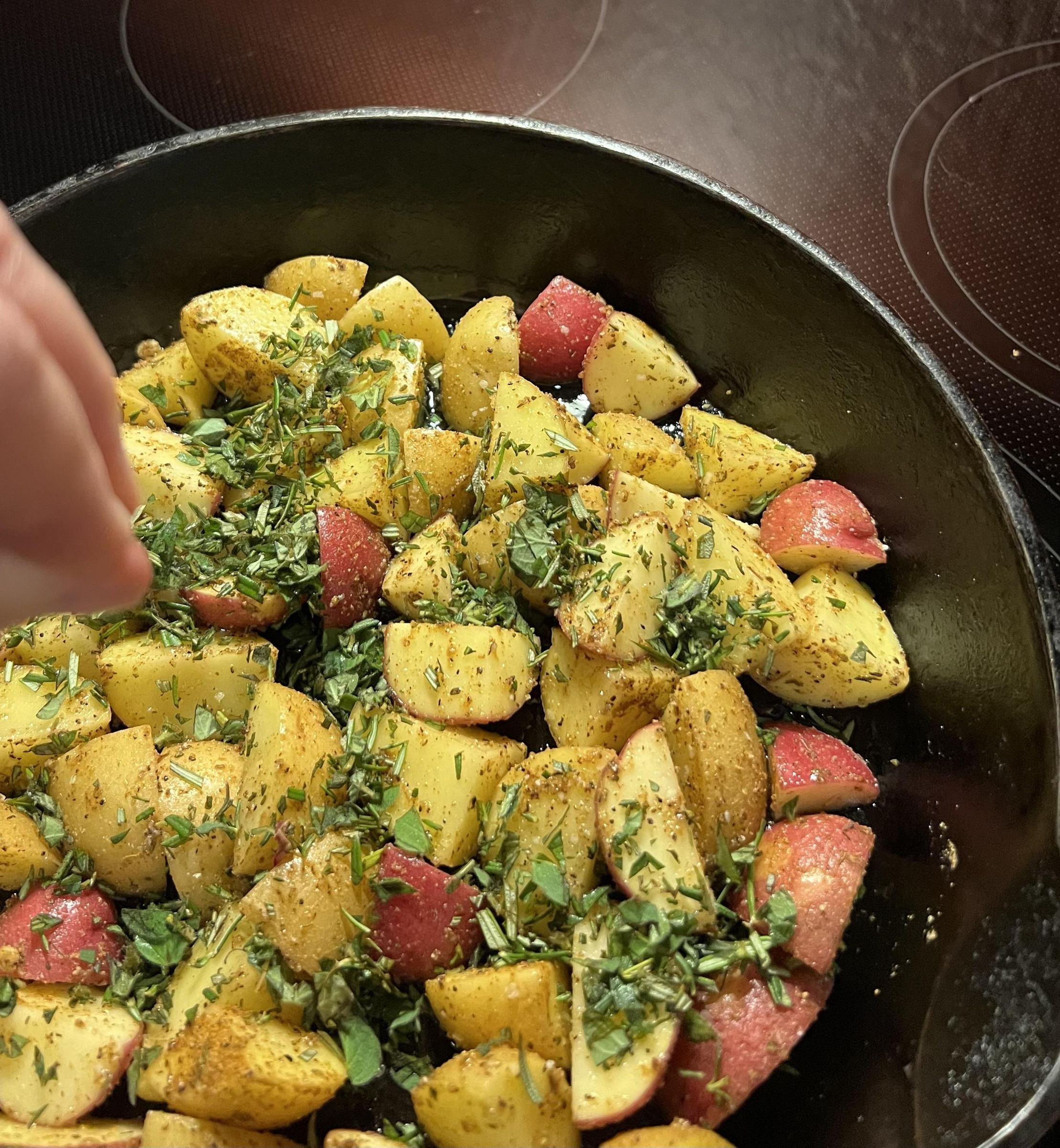 Cast Iron Skillet Roasted Potatoes