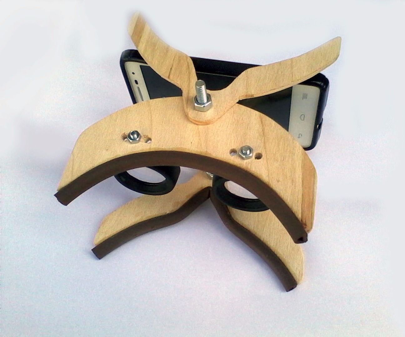 Adjustable 3D Virtual Reality Glasses for Smartphone