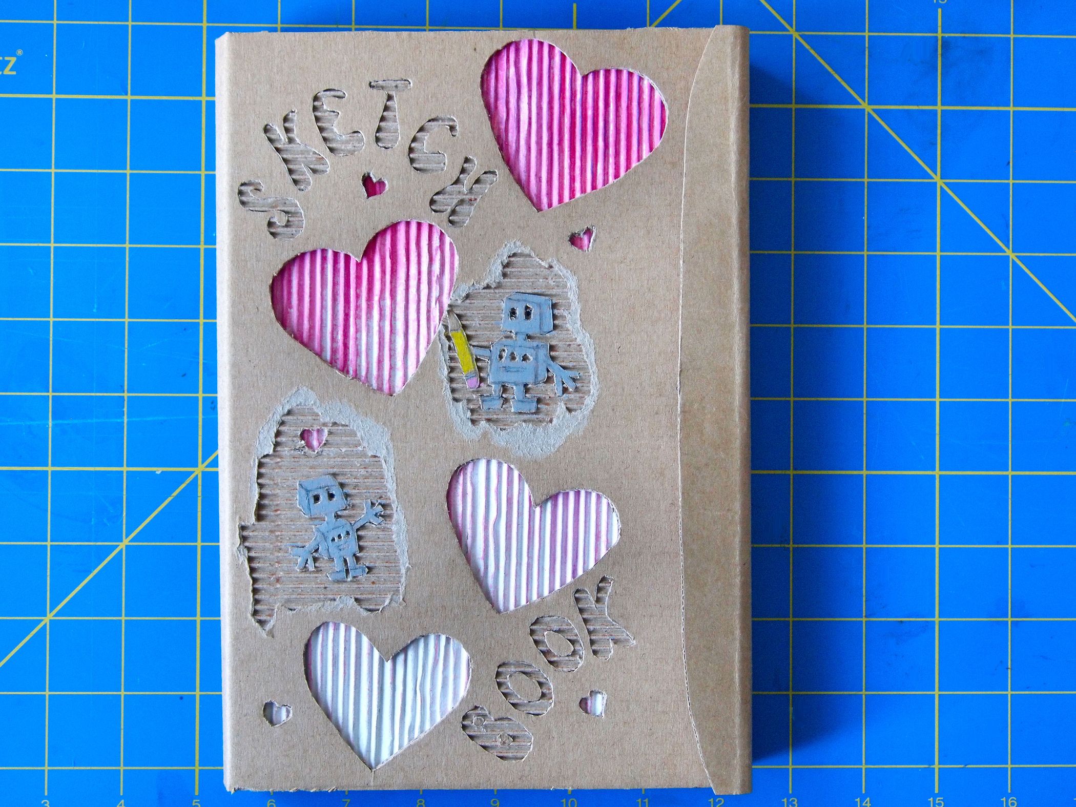 DIY Cardboard Sketchbook : 13 Steps (with Pictures) - Instructables