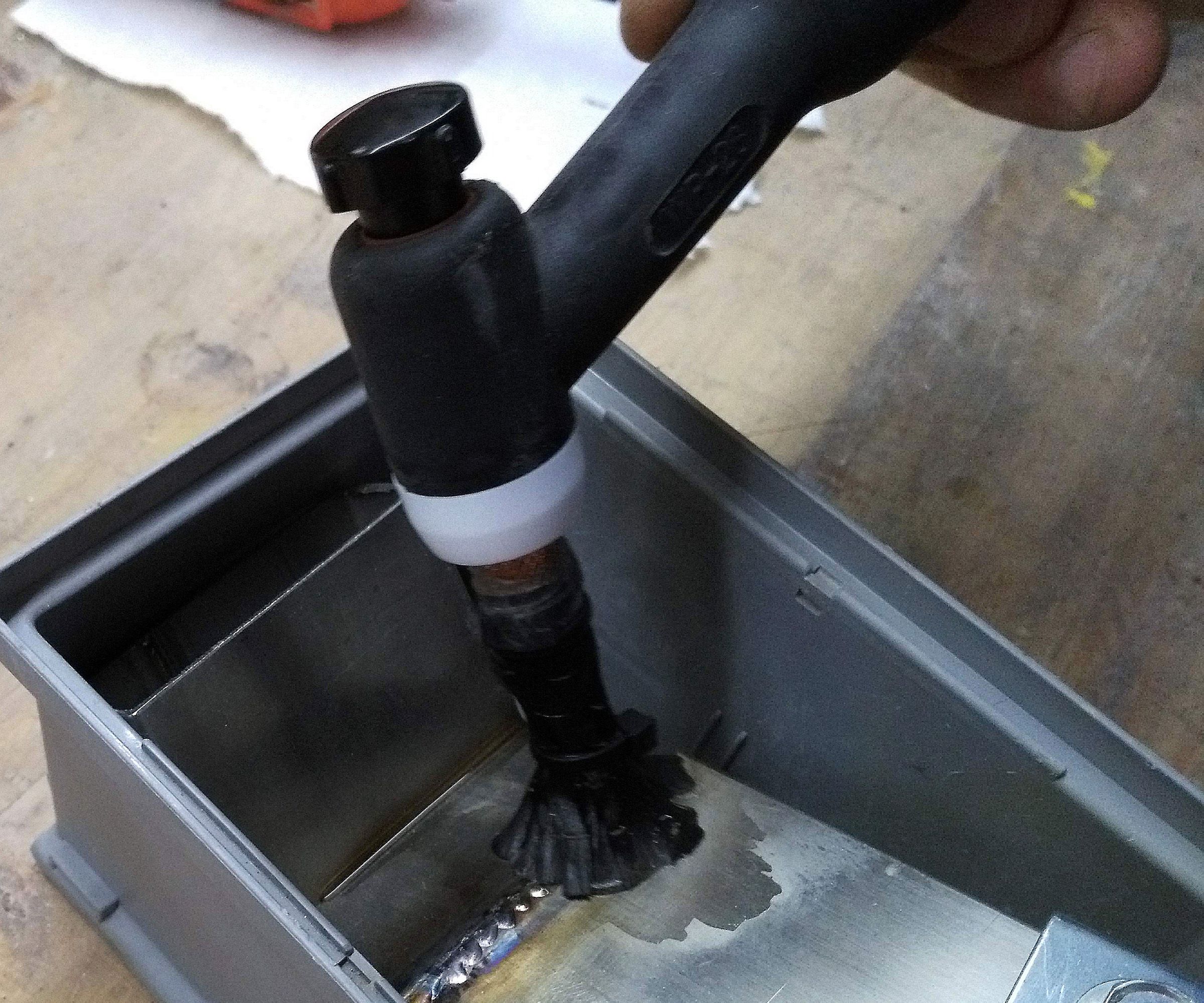 Weld Cleaner With TIG Welding Machine