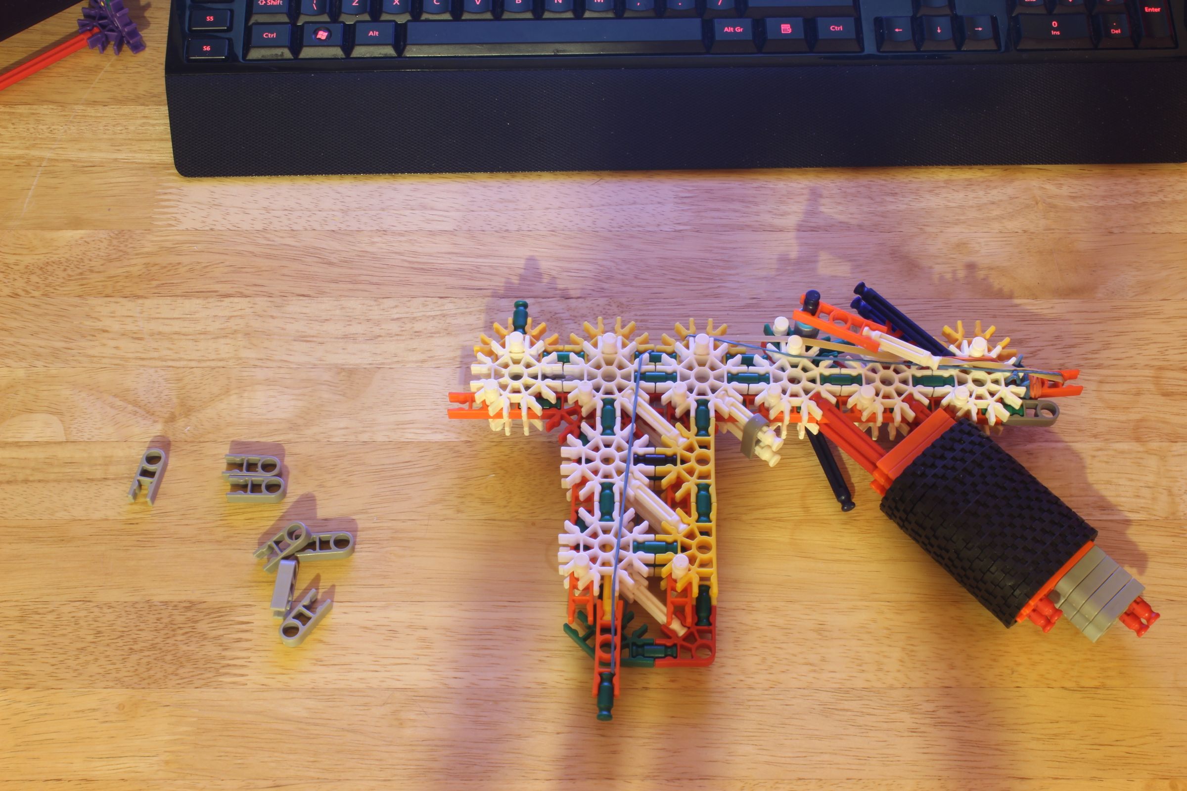 K'nex Pull Back, Self Loading Pistol.