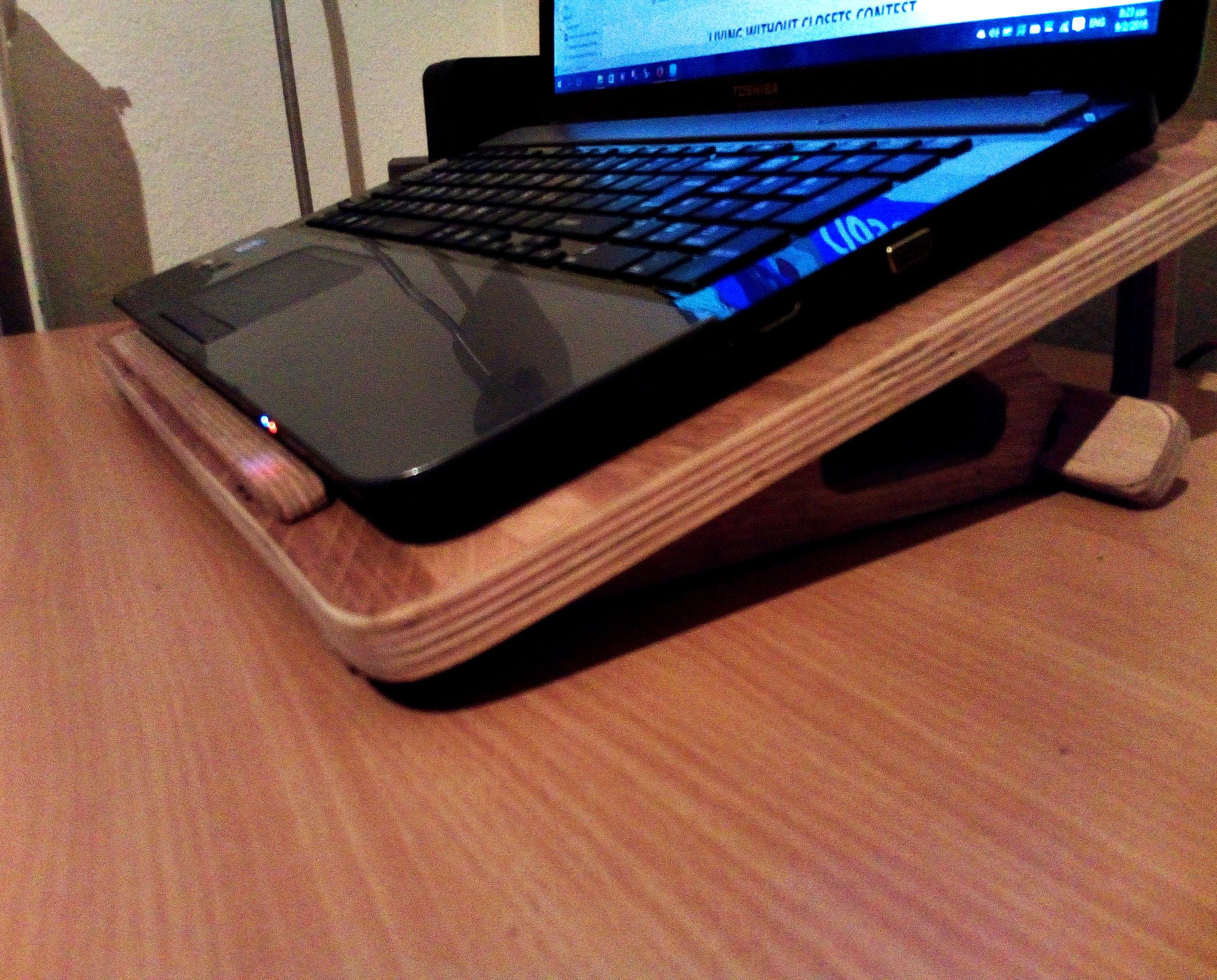 Plywood Laptop Stand 4 Steps Instructables