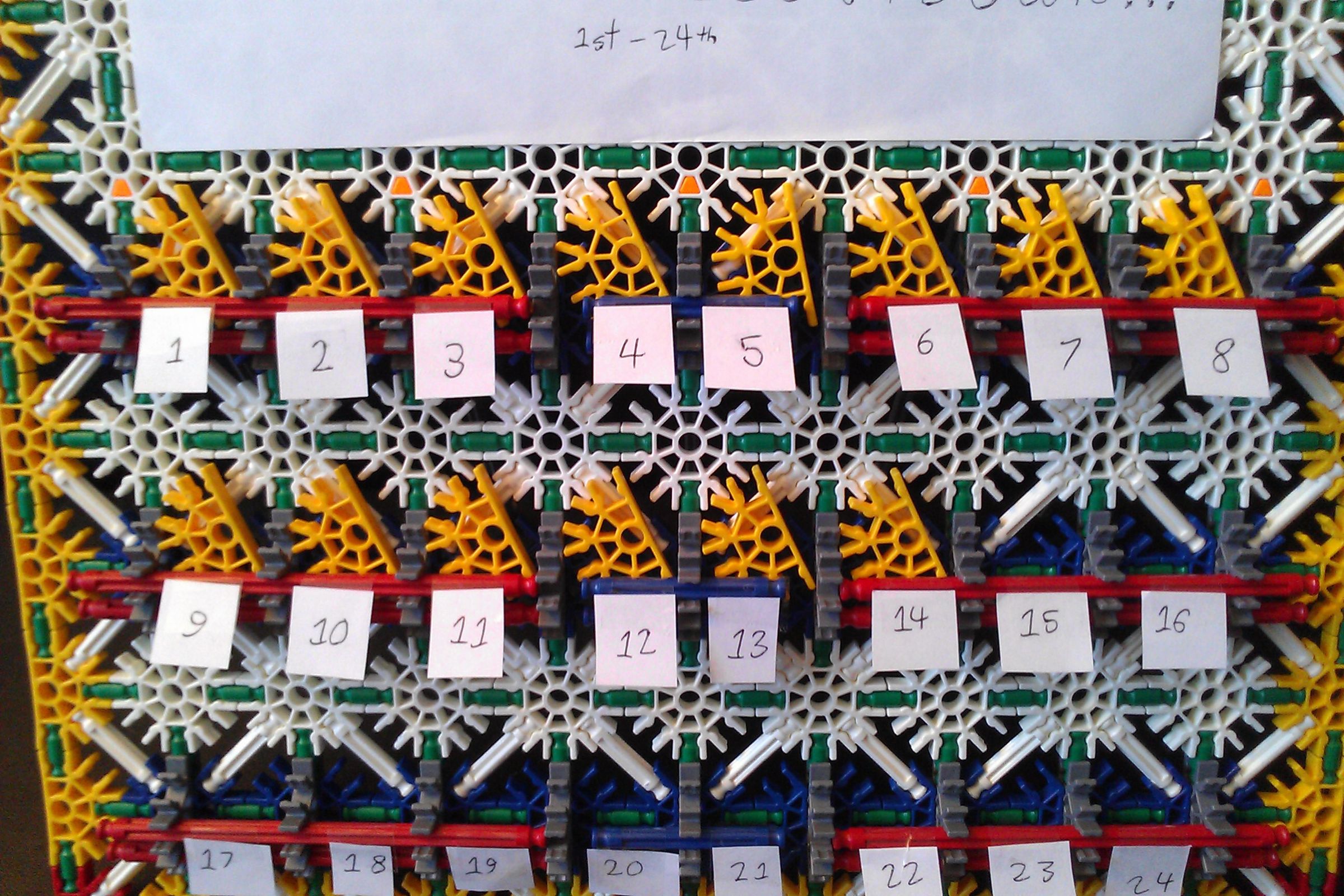 K'nex Advent Calendar!!! 10 Steps Instructables