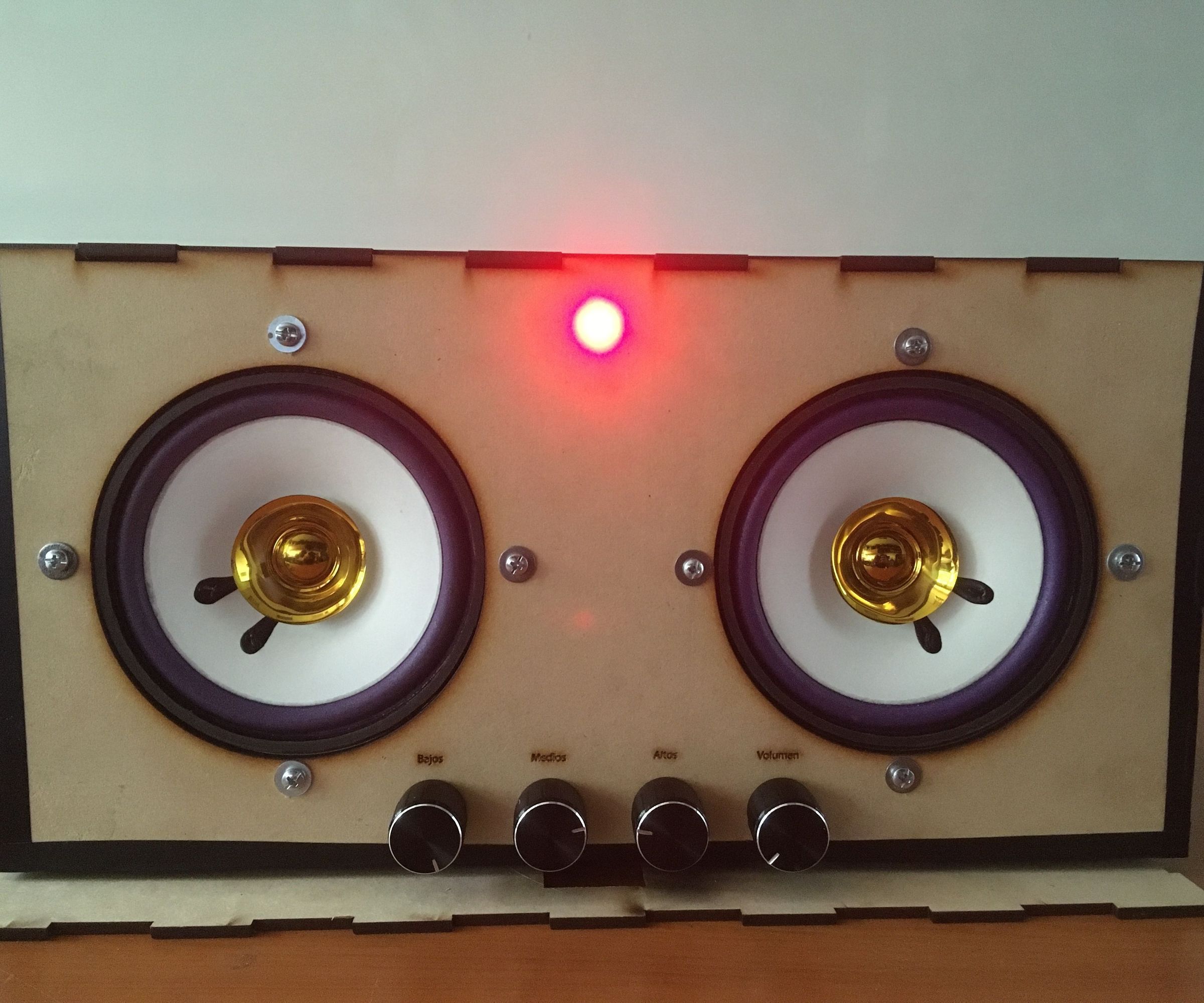 Stereo Audio Amplifier With Tone Control
