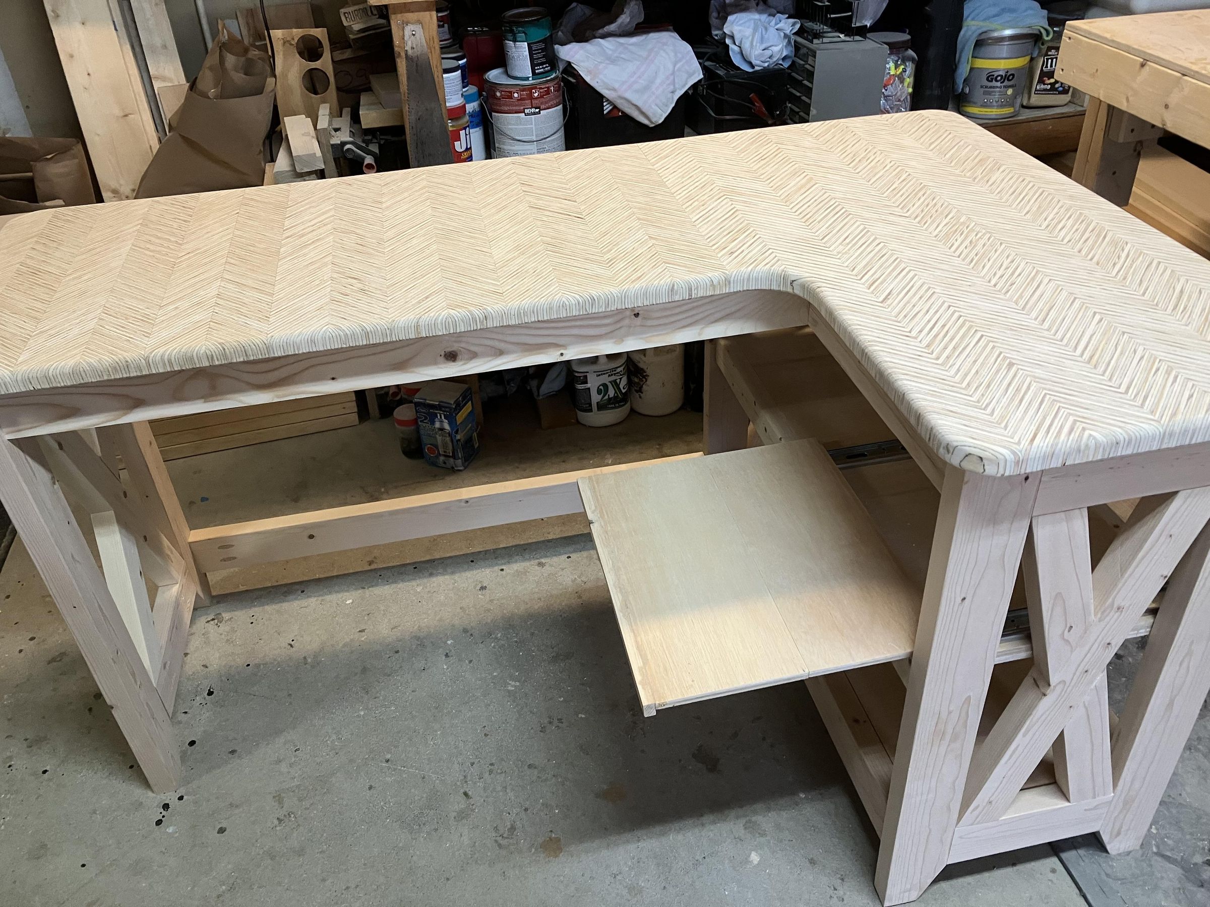 Chevron Pattern Plywood Corner Desk (motorized) 10 Steps (with