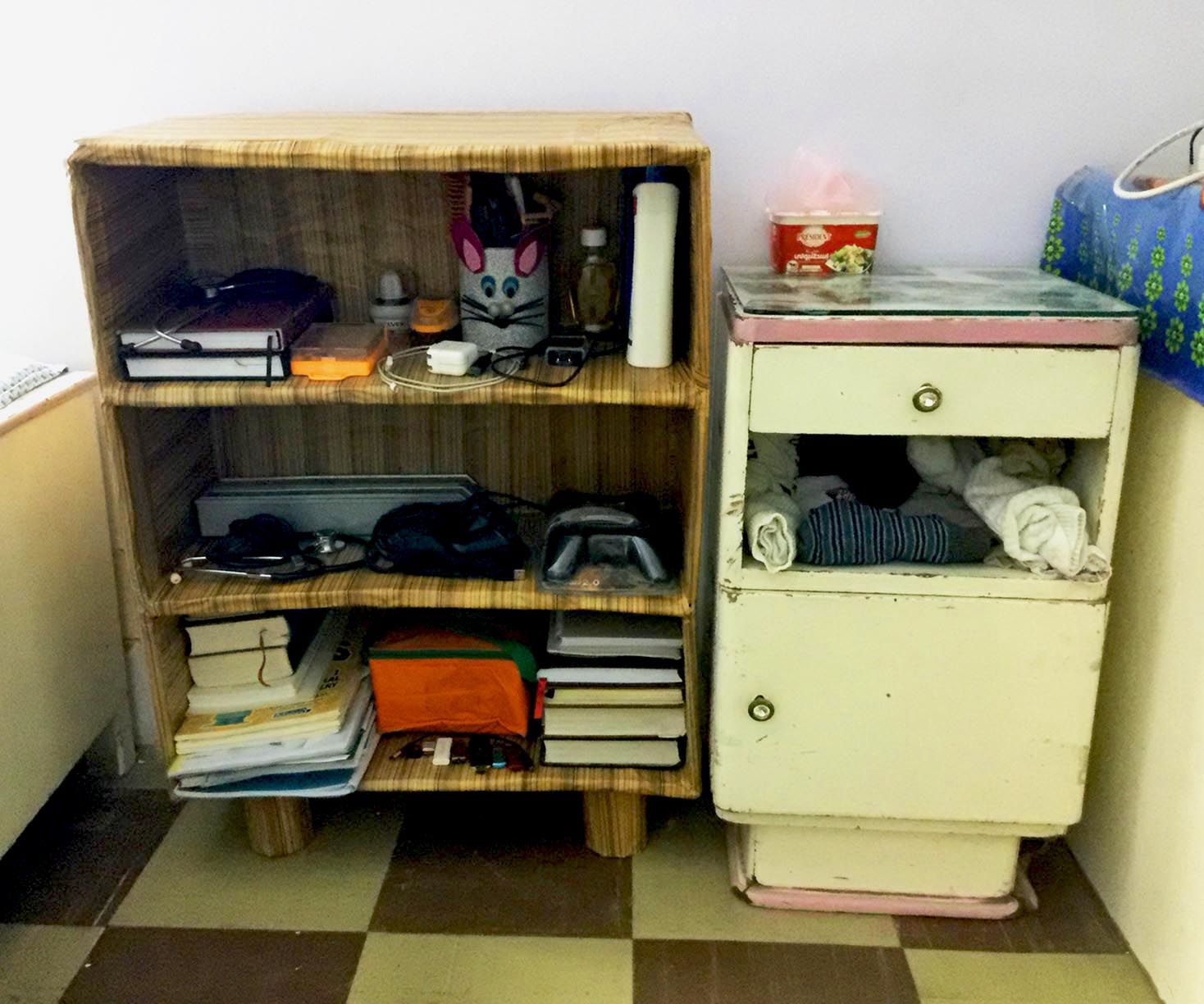 Turn Old Cheap CardBoard Box Into a Useful Premuim Storage Shelf With Space for Everything
