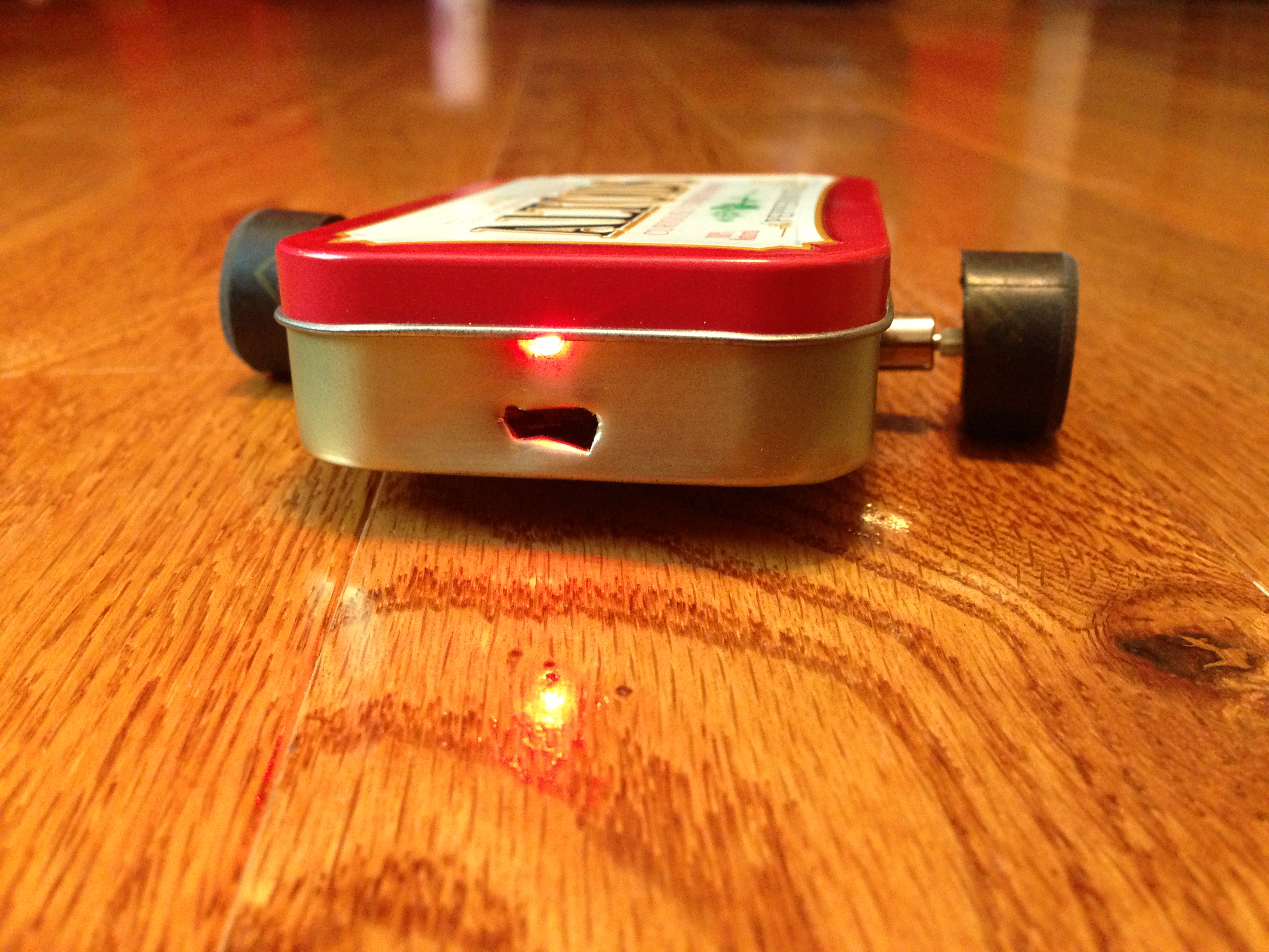 Remote Control Altoids Tin