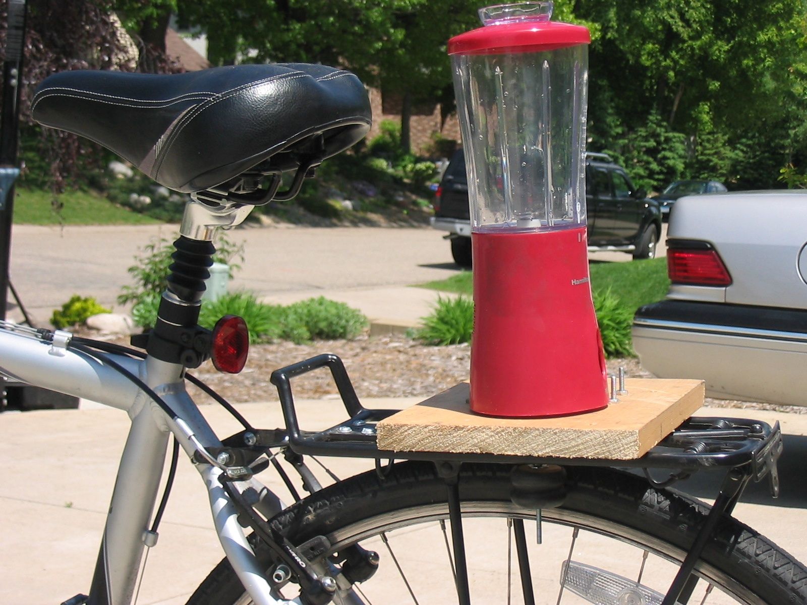 How to Create a Smoothie Making Human Powered Bike Blender for Less Than 25 12 Steps (with