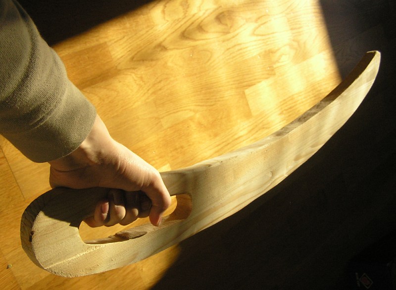 How to Make a Cheap Dussack Out of Wood