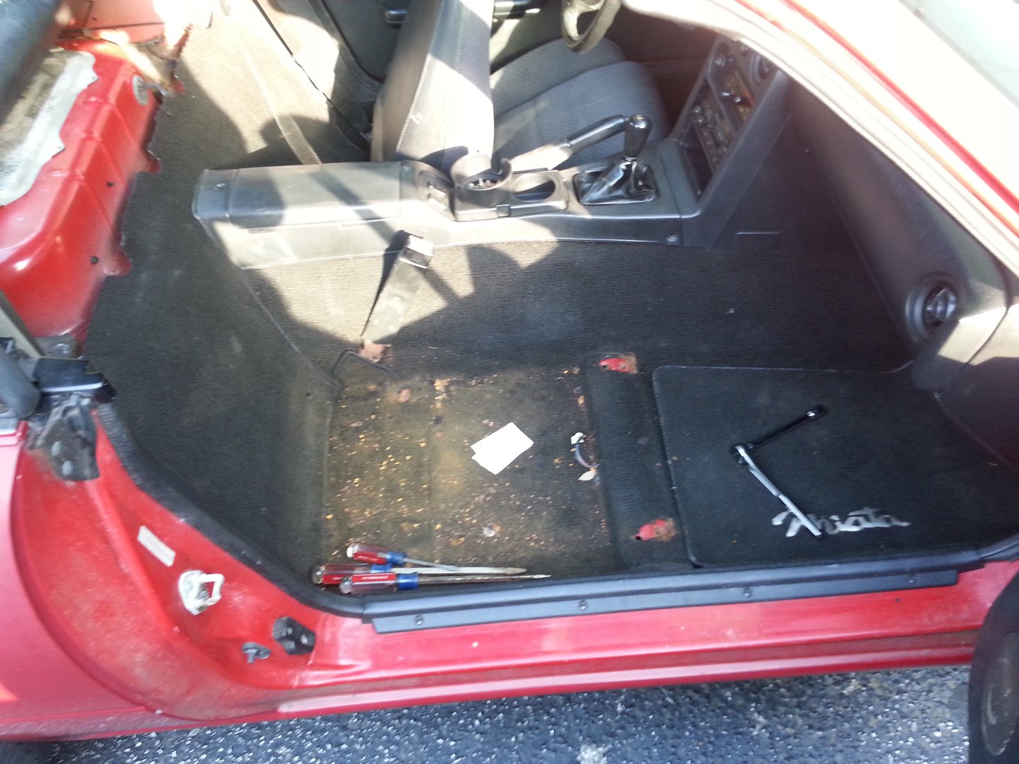 Miata Trunk Opener Lock Mechanism Failed Leaving the Hatch Stuck Shut