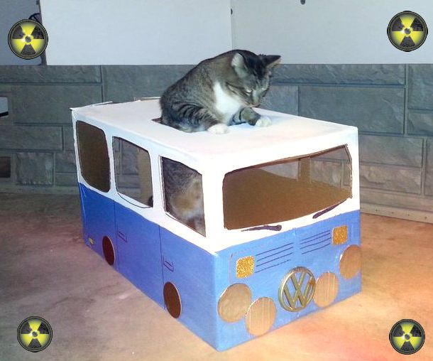 Volkswagen Van From BTTF - Kitty Edition