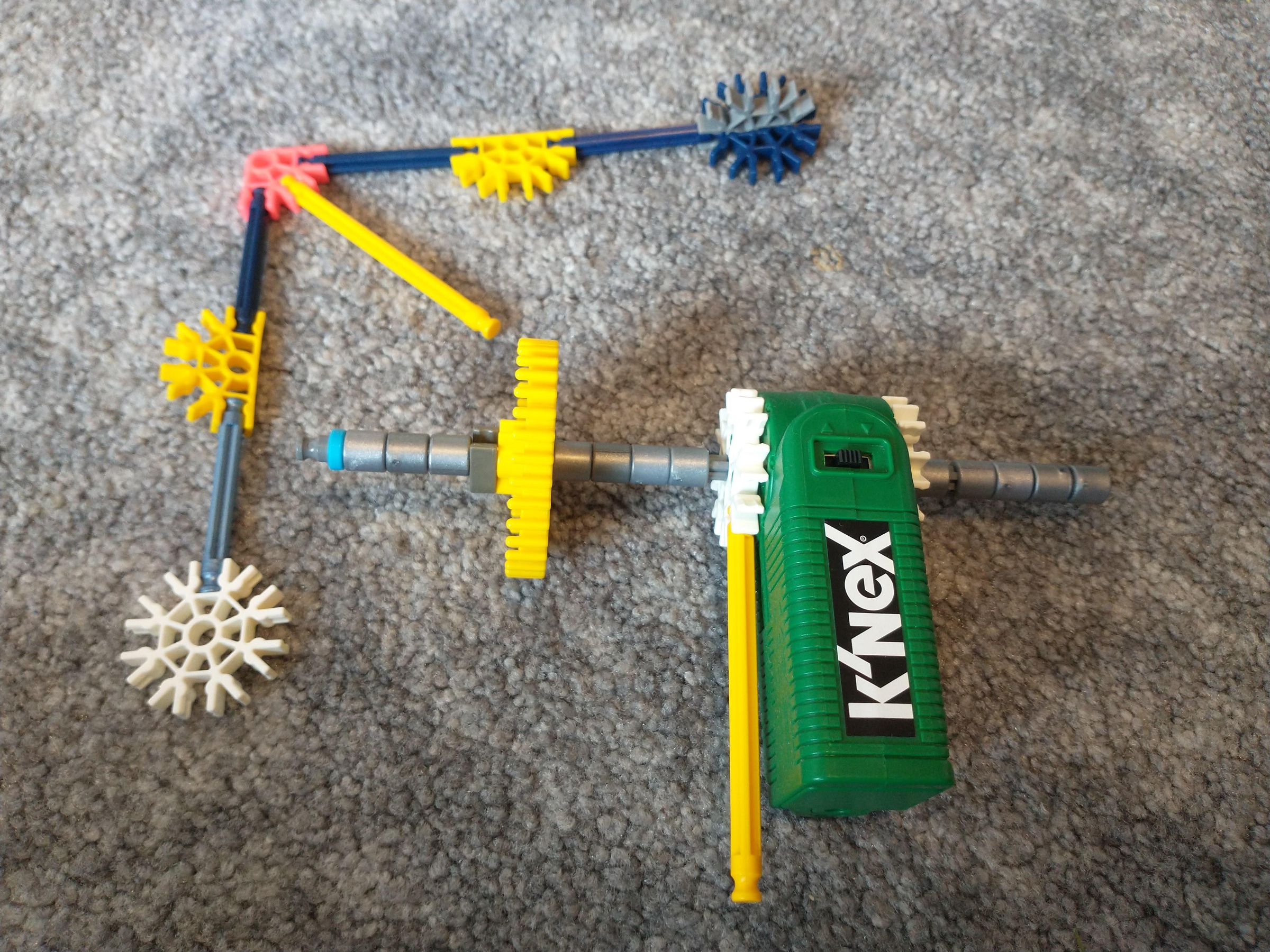 Bottle Depot, K'nex Conveyor Belt, Knex 20 Steps Instructables