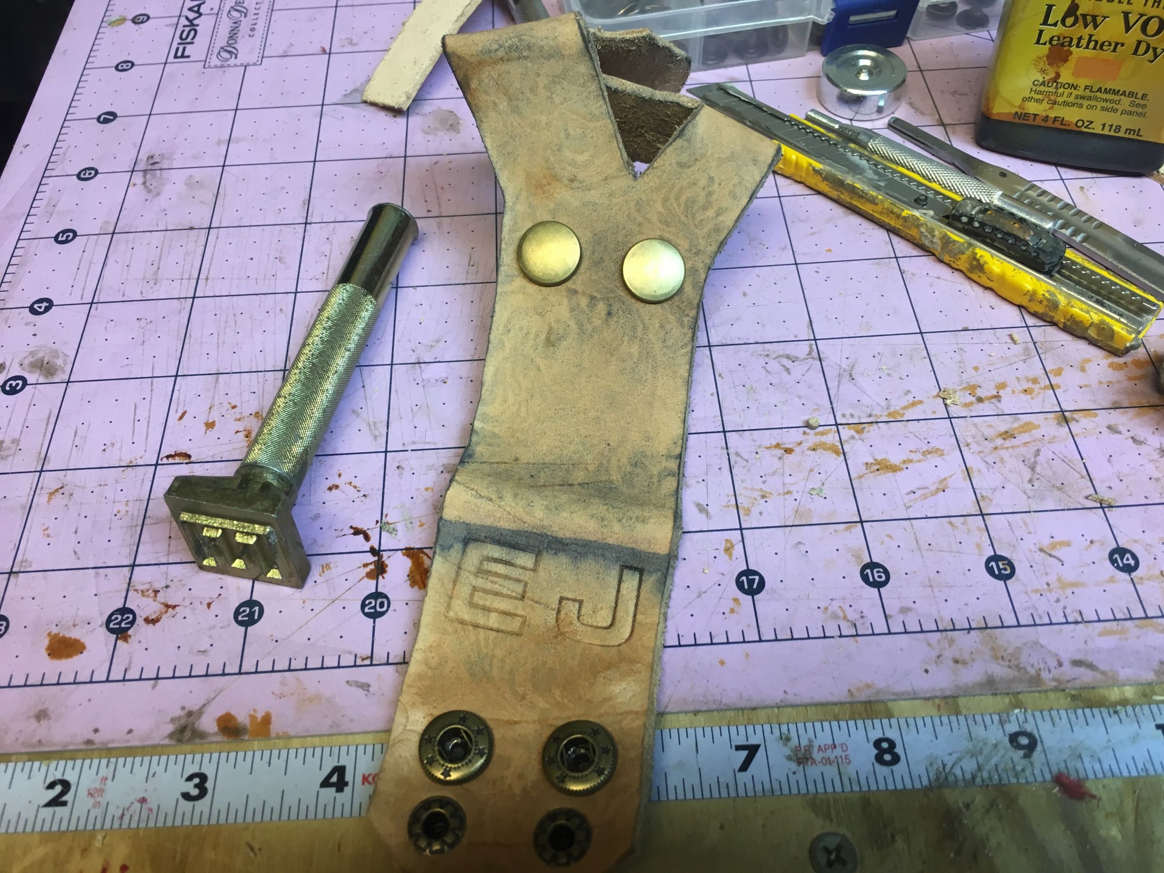 Custom Leather Caliper Holster 8 Steps (with Pictures) Instructables