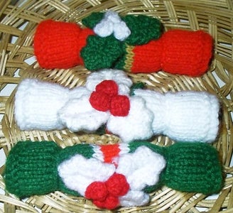 Can You Eat a Christmas Cracker?