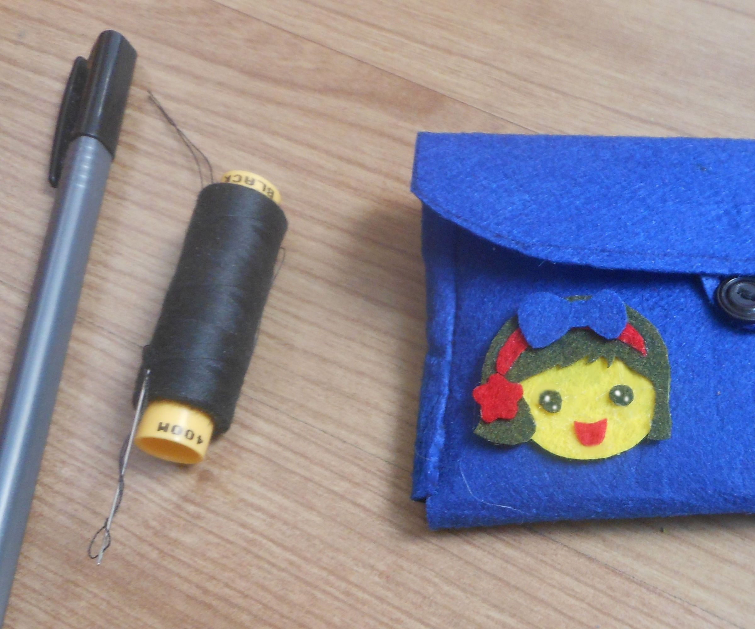 Miss La Sen Felt Purse