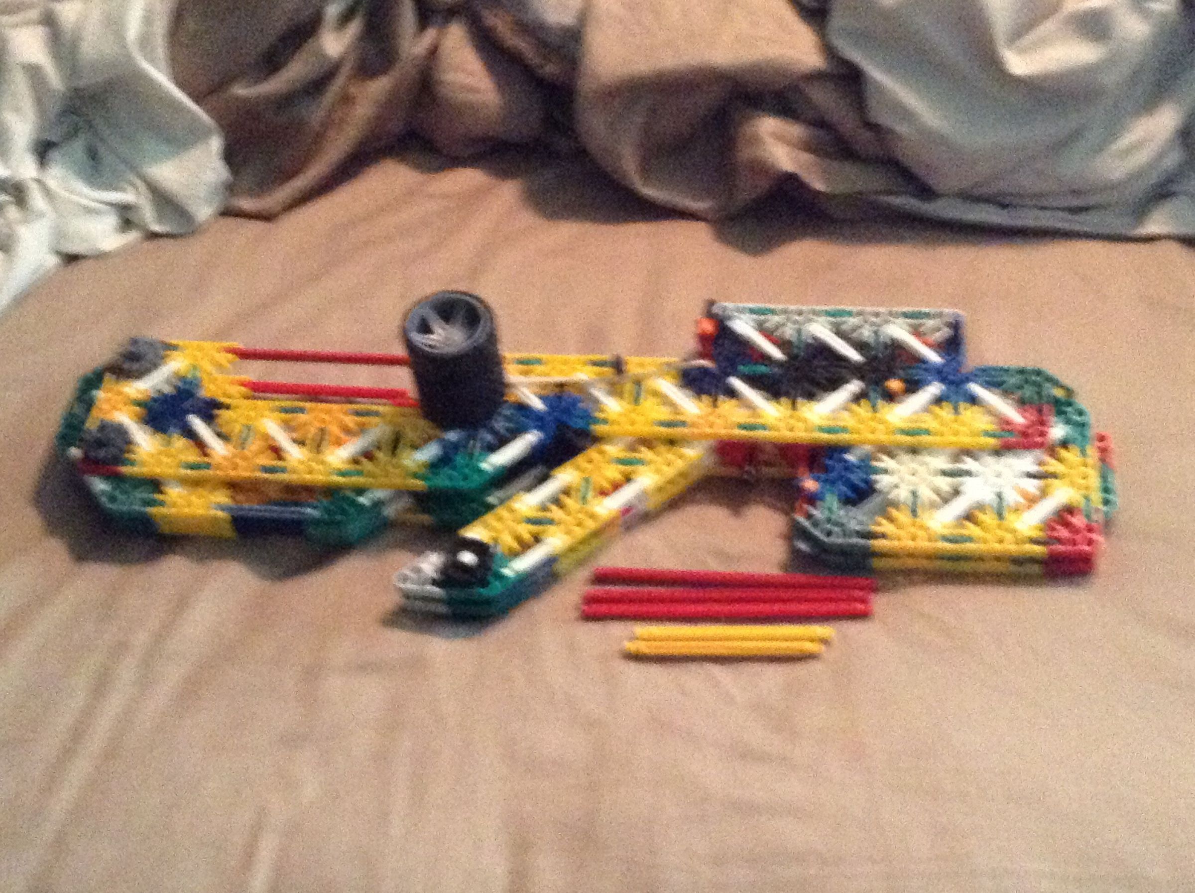 The Lightning a KNEX Assault Rifle