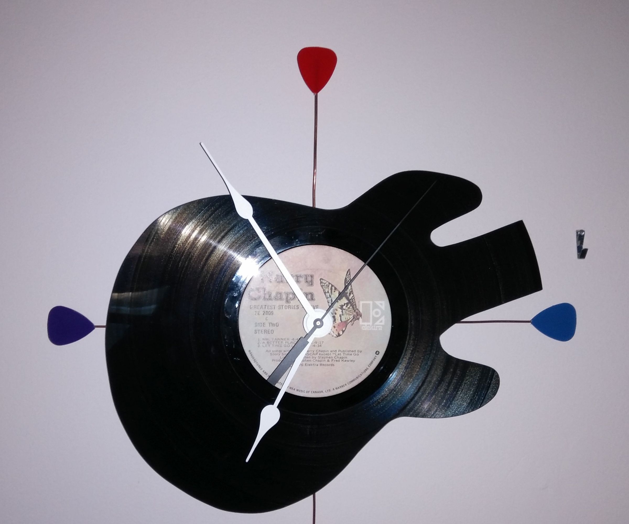 Vinyl Record Guitar Clock