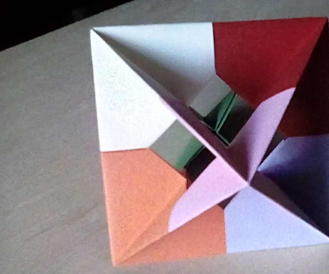 Modular Origami Windowed Octahedron 