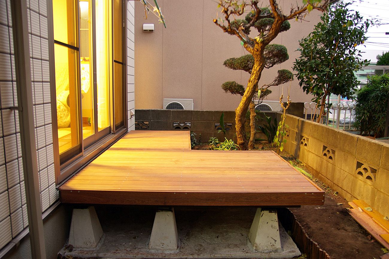 How to Make the Wood Deck