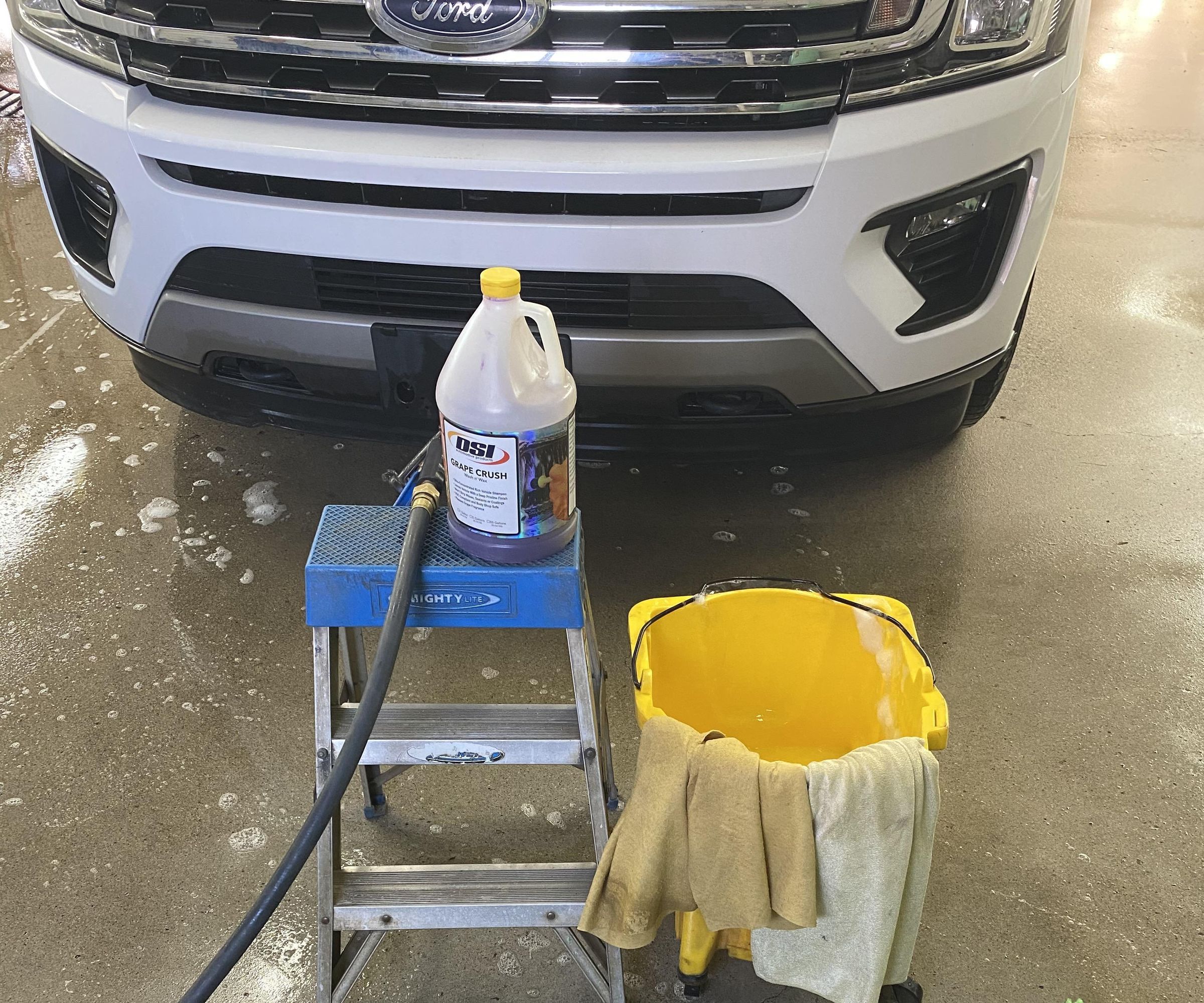 How to Successfully Wash a Car