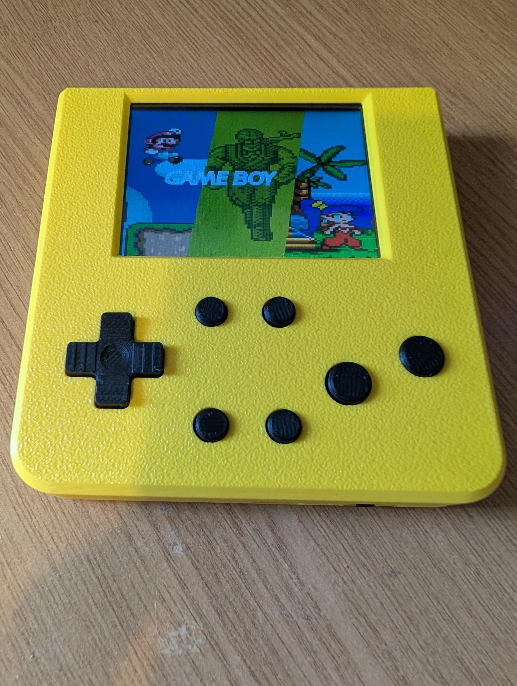 Retro Handheld Based on the ESP32 CYD and RetroGo