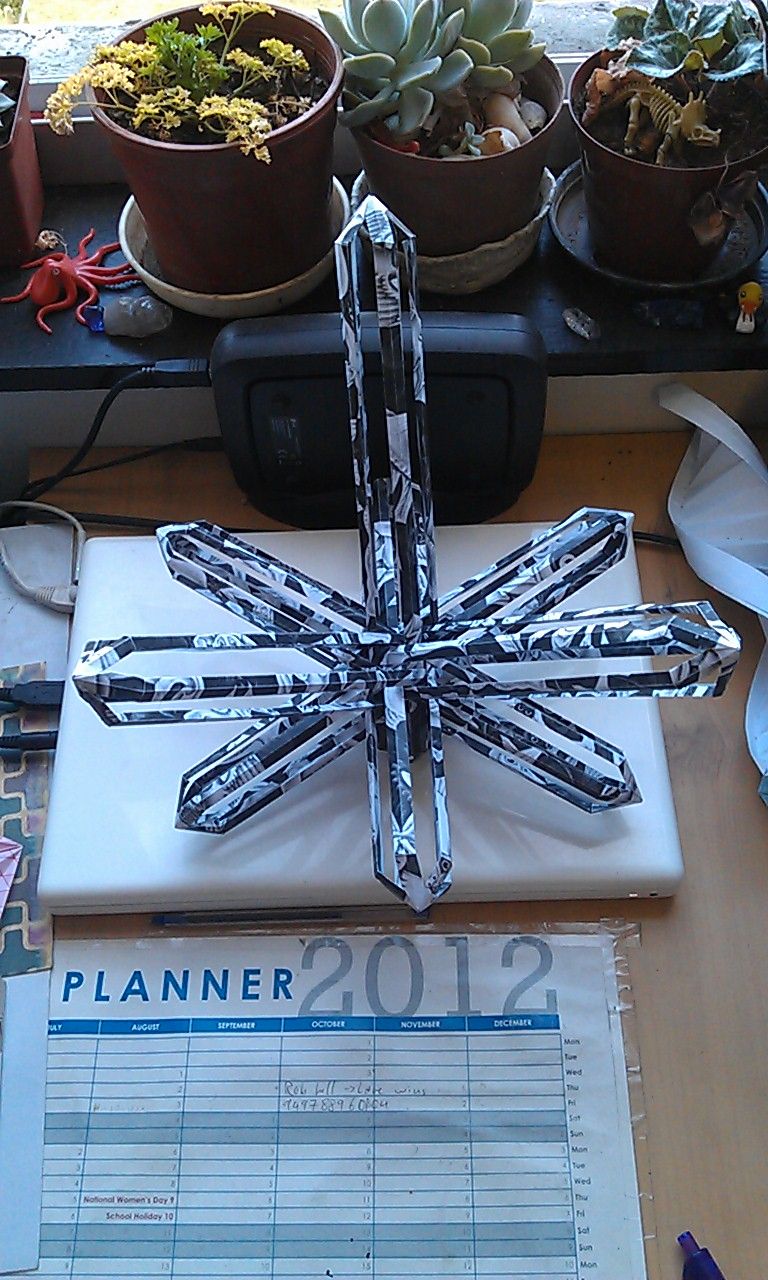 Origami Crystal Sculpture : 25 Steps (with Pictures) - Instructables
