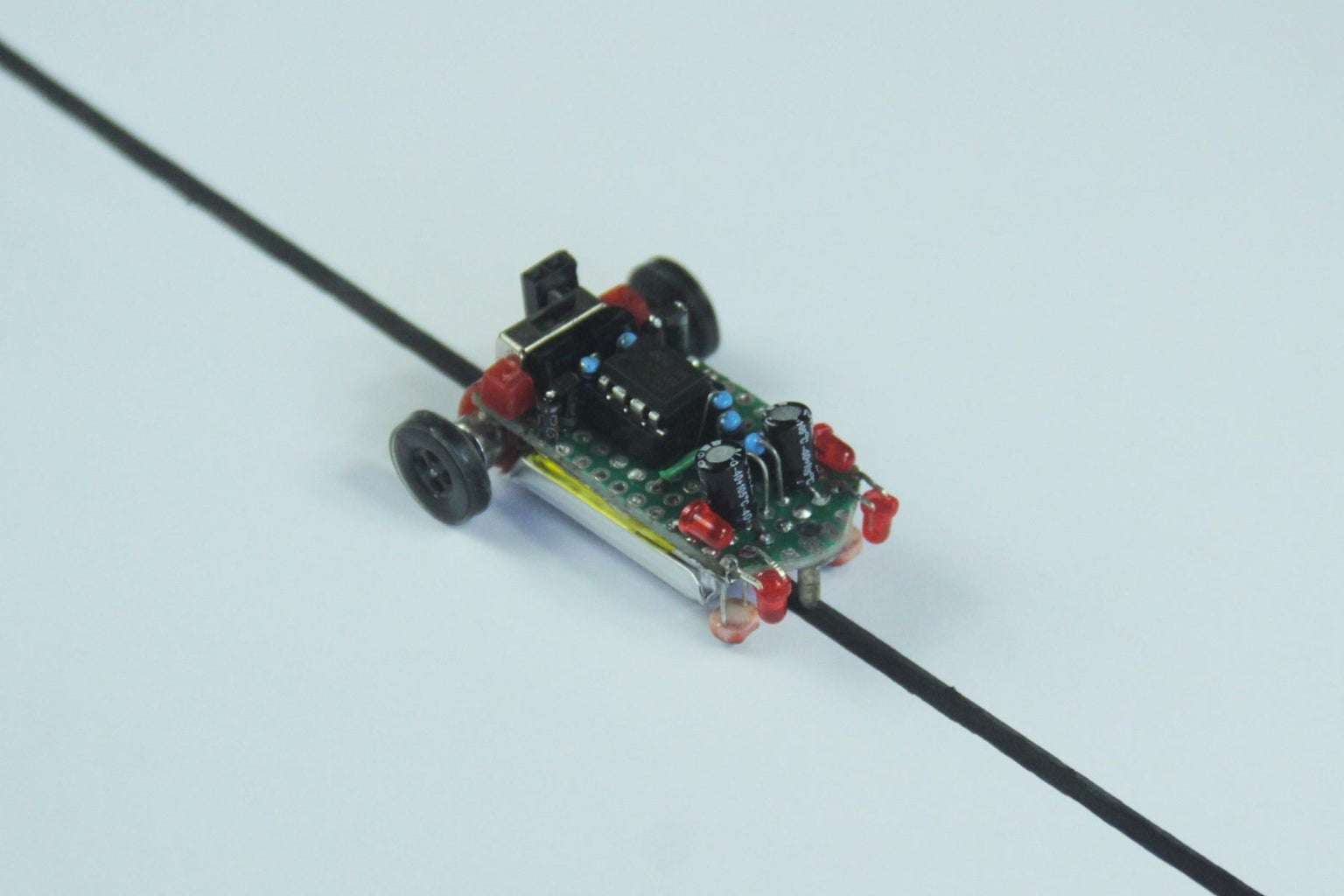 Make the Tiniest Line Follower Robot Without a Microcontroller : 10 ...