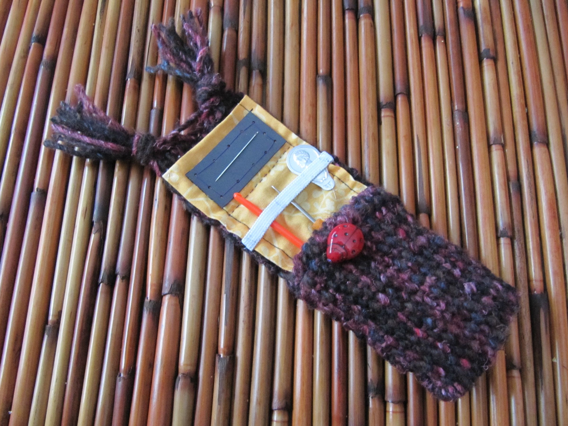 Woven Needle Case With Magnet