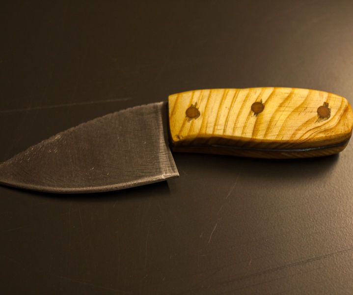 Knife Making (Saw Blade)