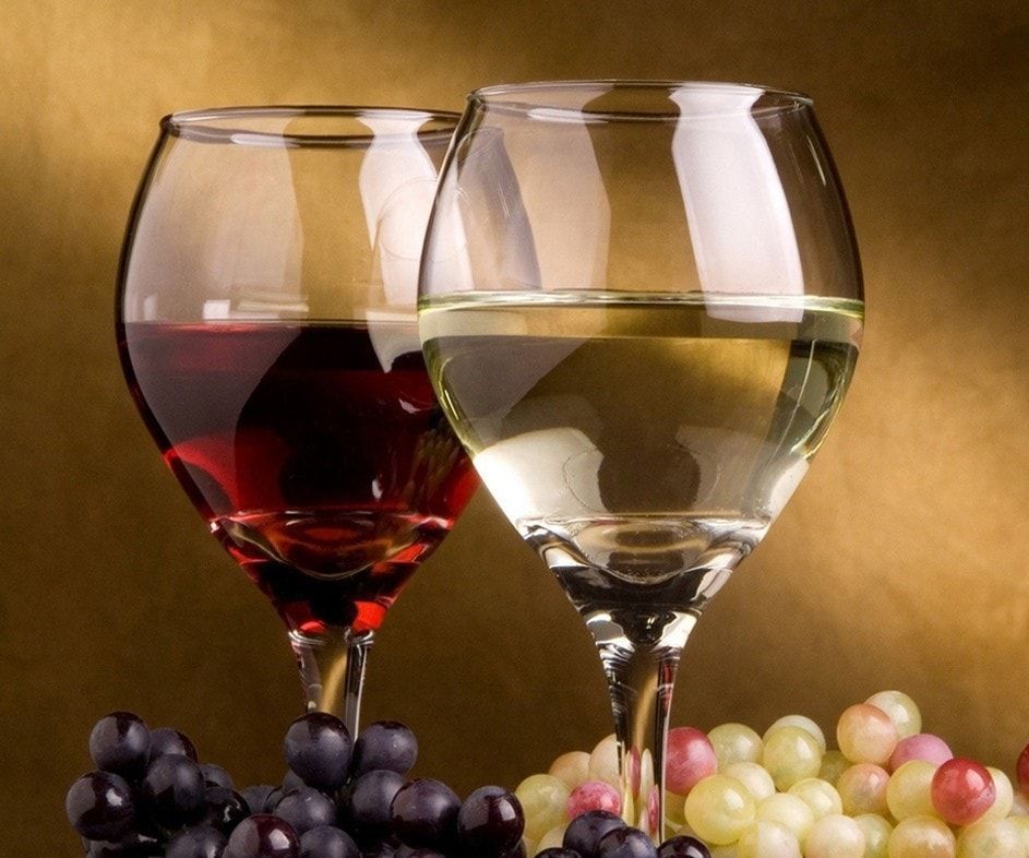 Buying the Top Wines on the Web.
