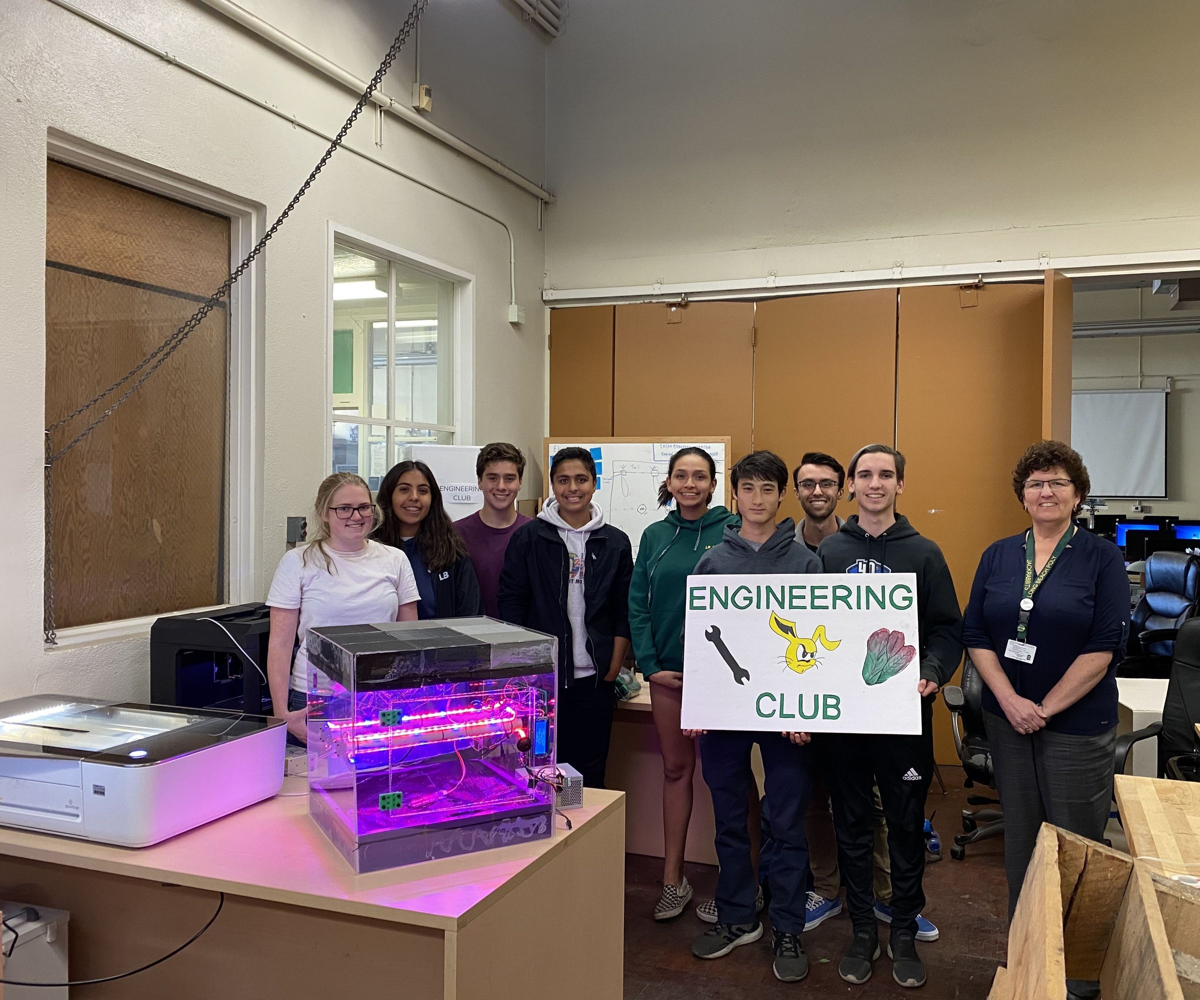 Growing Beyond Earth Lettuce Box - Poly Engineering Club