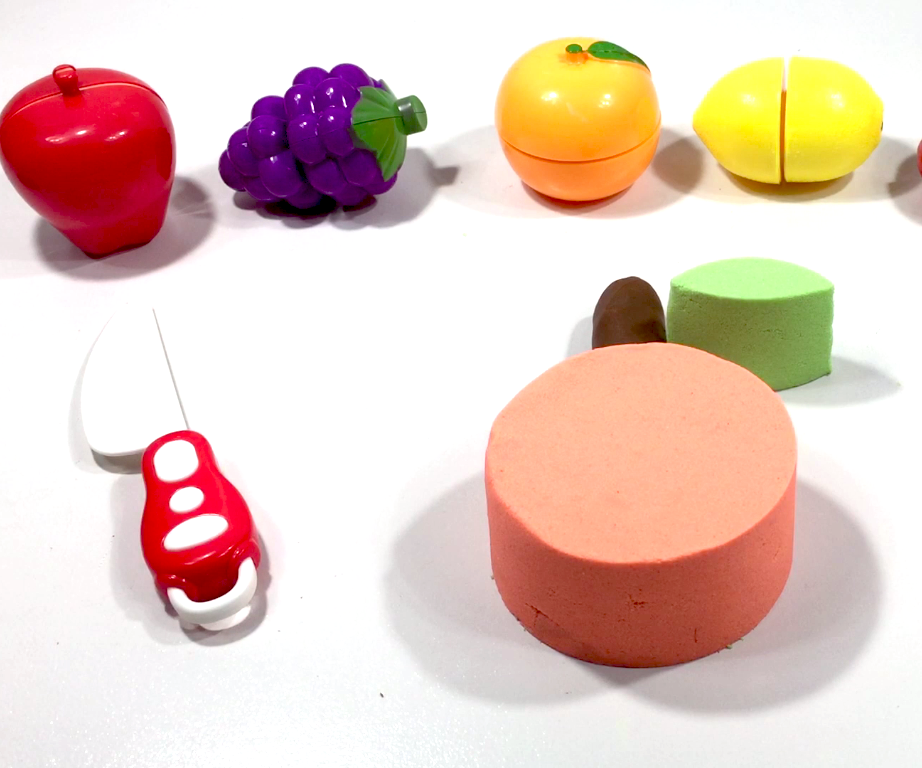 How to Make Kinetic Sand Apple | Learn Color for Kids