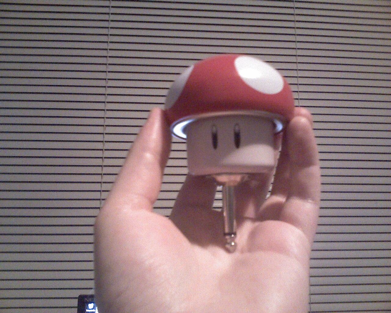 Nintendo Candy Tin Portable Guitar Amp!