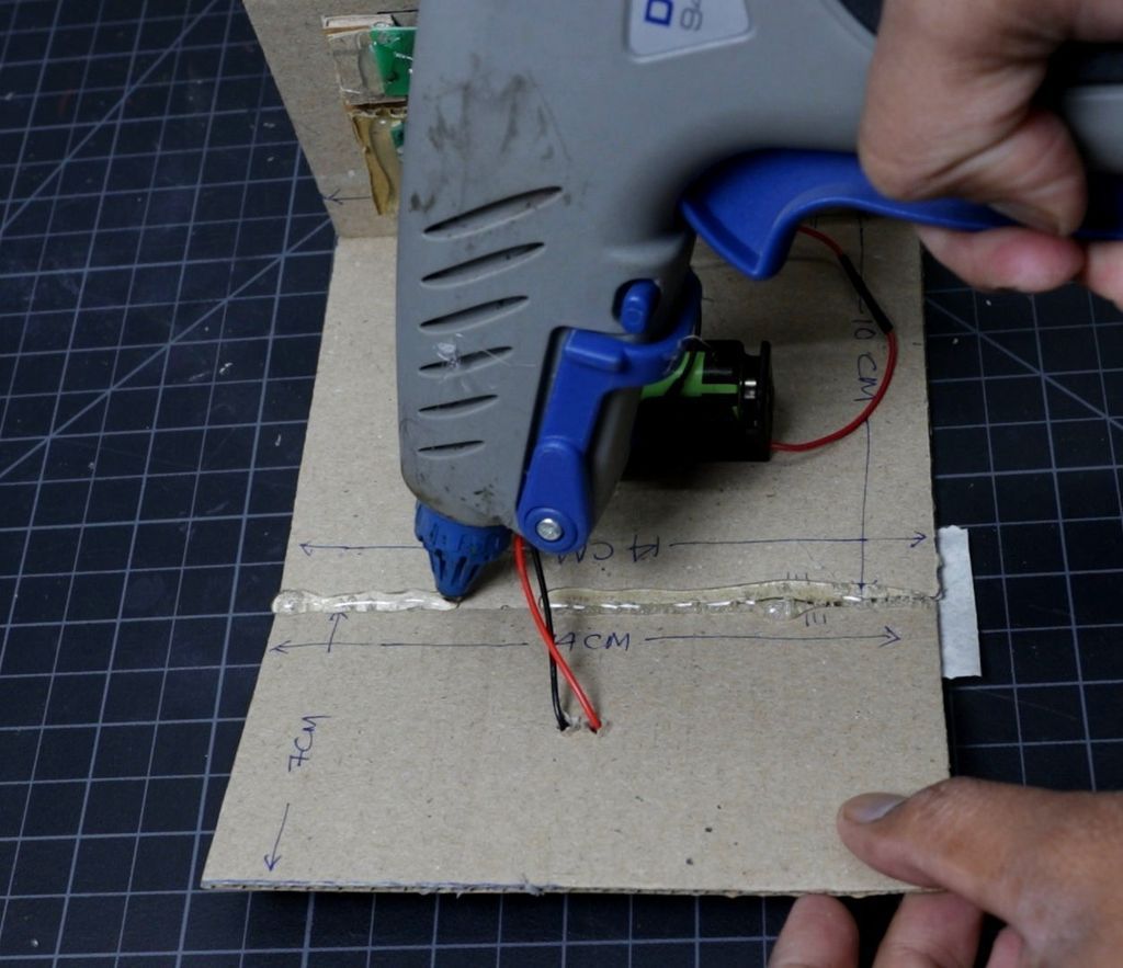 Assembling All Panels