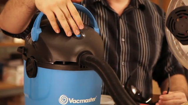 How to Make a Dust Bag for Your Mitre Saw - Build.com 30 Second Tip