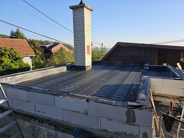 Second Bitumen Layer and Water Drainage