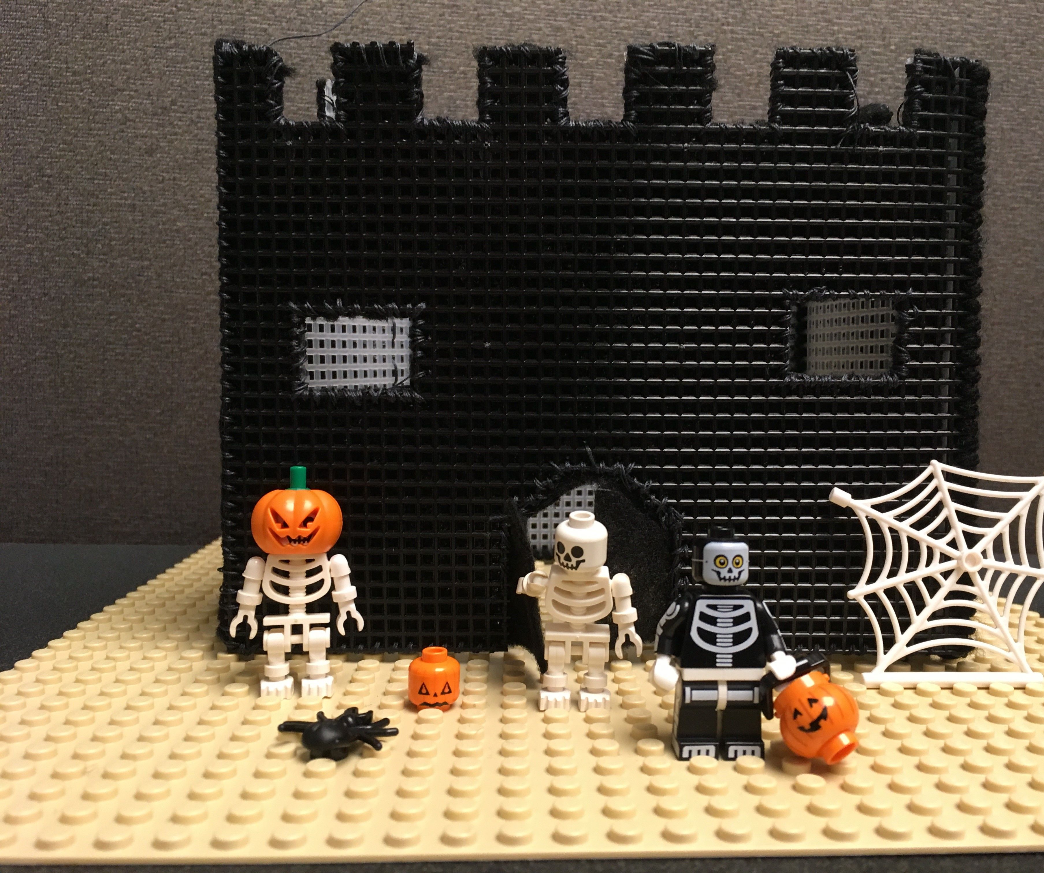 Halloween Castle (for Lego Figures)