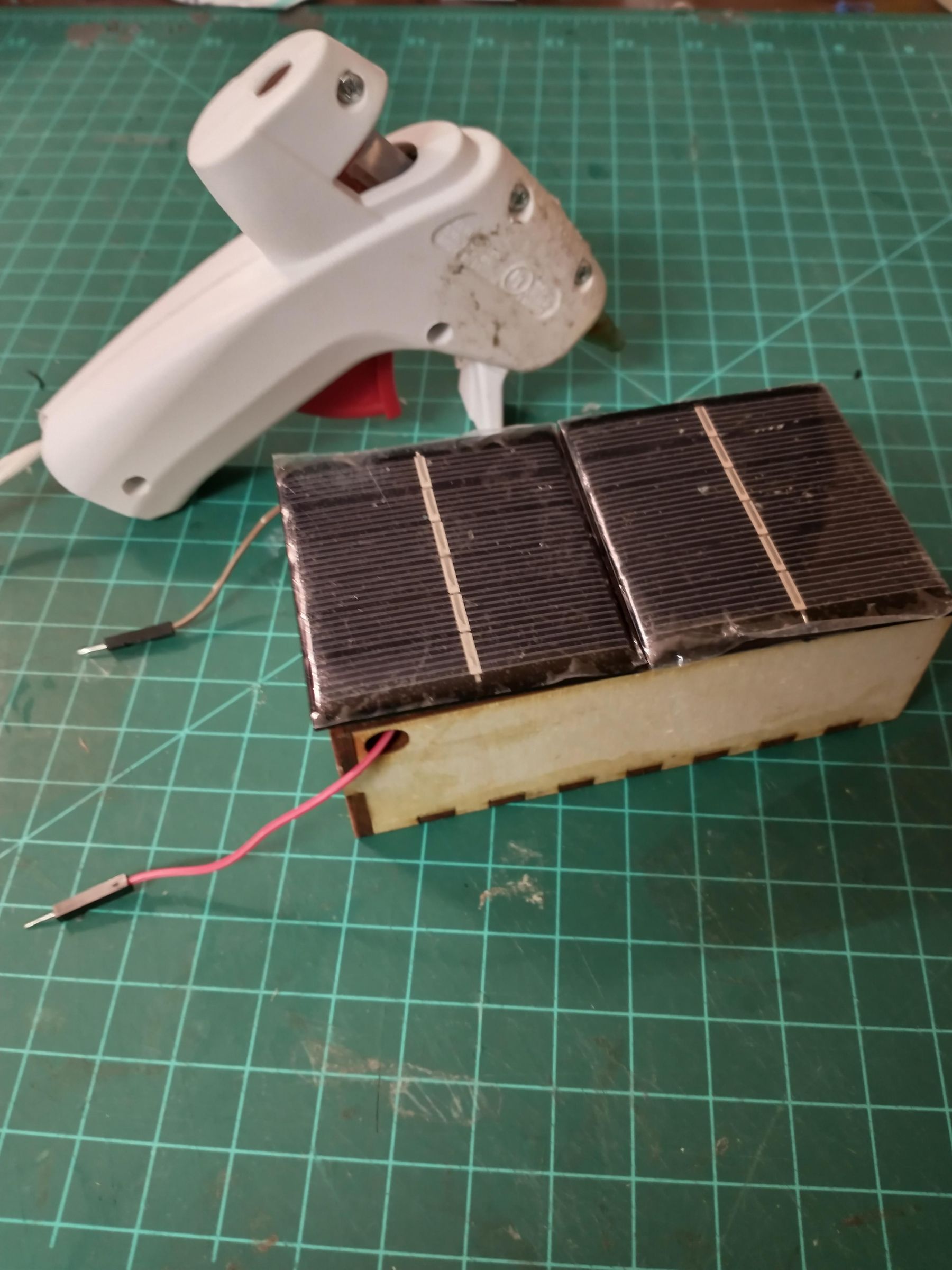 Solar Charged Thrust Cars 10 Steps (with Pictures) Instructables